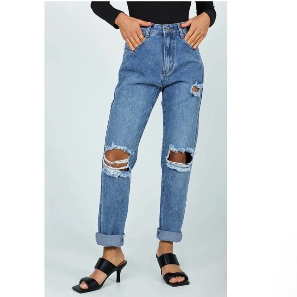 Princess Polly Hayden Knee Rip Jeans in Mid Wash Denim - Picture 1 of 6